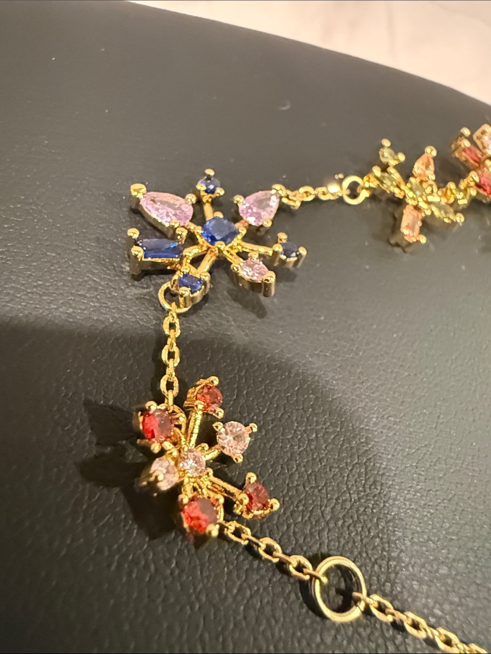 kate spade |♠️| Gold Toned Plated Multicolor Starburst Pendant Bracelet - Picture 4 of 7